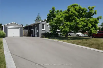 5439 Cornwall Crescent, Burlington, On L7l 3k2