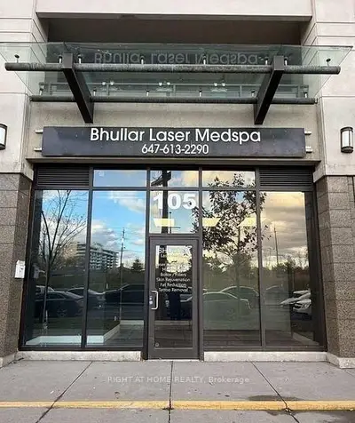 1 De Boers Drive 105, Toronto, On M3j 0g6
