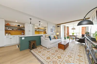 20 Cherrytree Drive 905, Brampton, On L6y 3v1