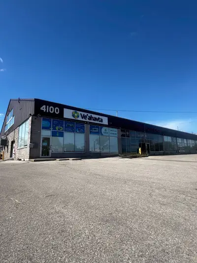 4100 Chesswood Drive, Toronto, On M3j 2b9