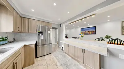95 Snowood Court, Toronto, On M3n 1e7