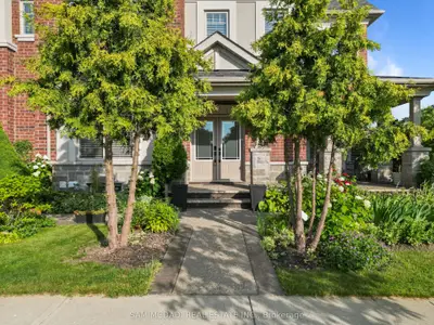 2 Bakersfield Road, Brampton, On L6p 2z3