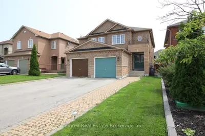 7295 Lowville Heights, Mississauga, On L5n 8l4
