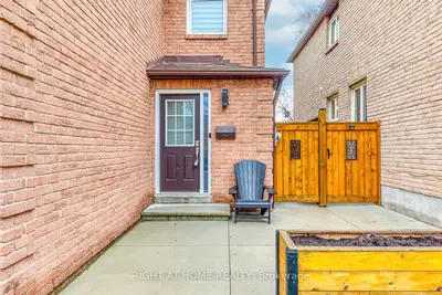 4164 Forest Fire Crescent, Mississauga, On L4w 3p5