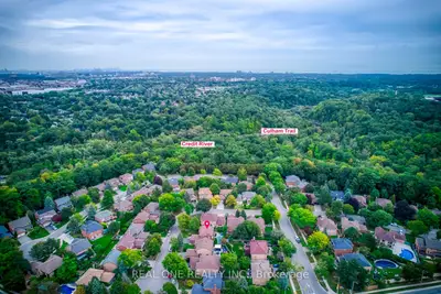 3944 Glamis Court, Mississauga, On L5l 3n5