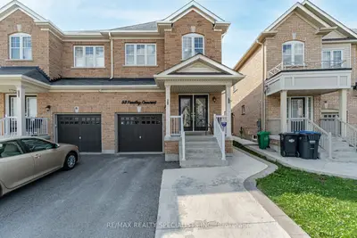 93 Yardley Crescent, Brampton, On L6x 5l8