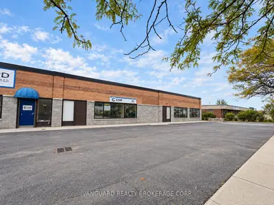 119 Toryork Drive, Toronto, On M9l 1x9