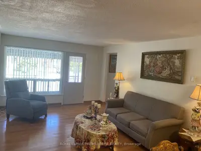 55 Husband Drive, Toronto, On M9l 1j8