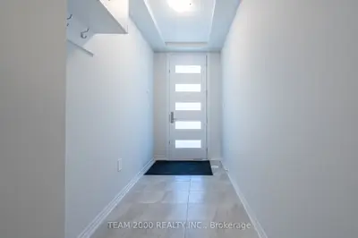 5927 Saigon Street, Mississauga, On L5v 0e9