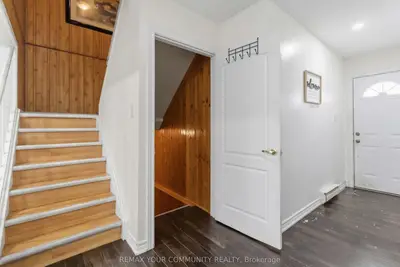 11 Grantbrook Court, Brampton, On L6s 2k8