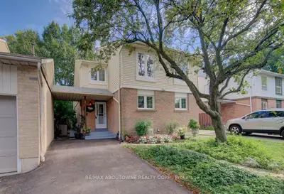 1012 Elizabeth Place, Oakville, On L6h 3h8
