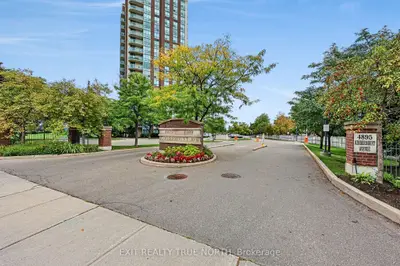 4879 Kimbermount Avenue 1703, Mississauga, On L5m 7r8