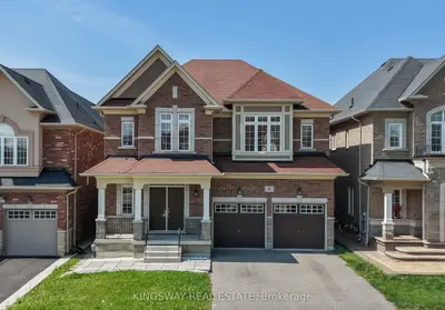 8 Monkton Circle, Brampton, On L6y 0x1
