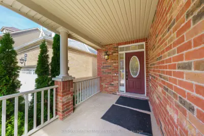 907 Etherington Way, Milton, On L9t 0z3
