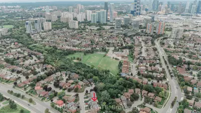 4242 Petersburg Crescent, Mississauga, On L4z 2t3