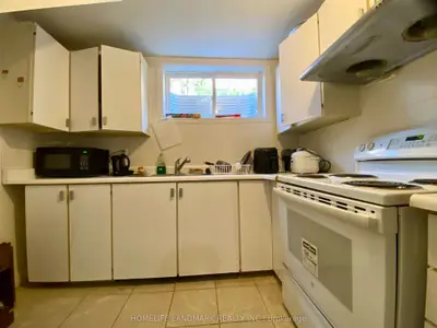 3371 Cider Mill Place Room C, Mississauga, On L5l 3h6