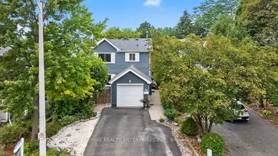 22 Monterey Avenue, Brampton, On L6z 1b5