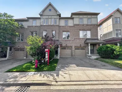 44 Cedar Lake Crescent, Brampton, On L6y 0p9