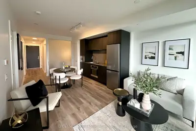 3009 Novar Road 226, Mississauga, On L5b 0p9