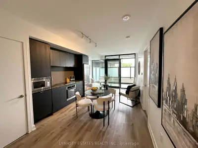 3009 Novar Road 226, Mississauga, On L5b 0p9