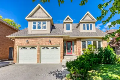 1089 Glen Valley Road, Oakville, On L6m 3k4