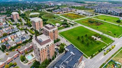 2391 Central Park Drive 303, Oakville, On L6h 0e4