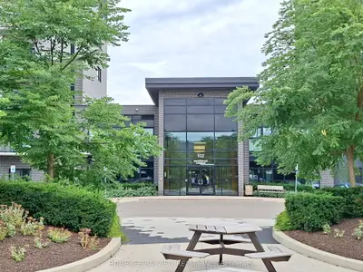 102 Grovewood Common 315, Oakville, On L6h 0x2