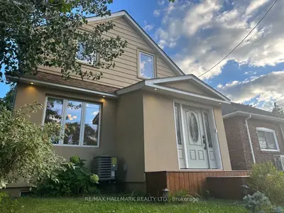 15 Daniels Street, Toronto, On M8y 1l6