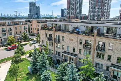 9 Foundry Avenue 116, Toronto, On M6h 0b7