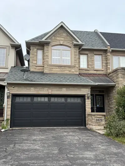 2429 Presquile Drive, Oakville, On L6h 0b8