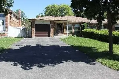 31 Manitou Crescent, Brampton, On L6s 2z6