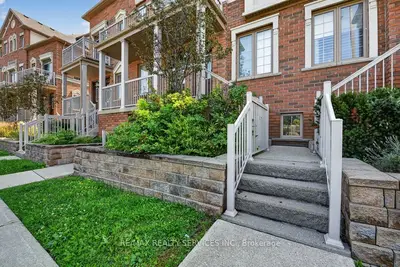 180 Howden Boulevard 15, Brampton, On L6s 0e6