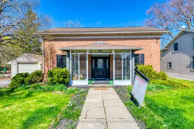 317 Queen Street S, Mississauga, On L5m 1m3