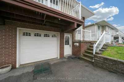 1877 Silverberry Crescent, Mississauga, On L5j 1c8