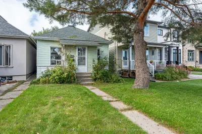 14 Marshall Boulevard, Toronto, On M6n 2r7