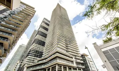 38 Annie Craig Drive 411, Toronto, On M8v 0g9