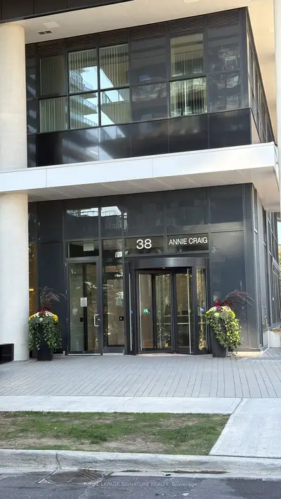 38 Annie Craig Drive 411, Toronto, On M8v 0g9