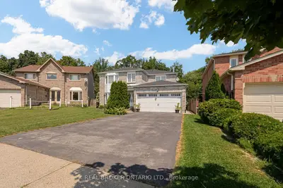 60 Ravenswood Drive, Brampton, On L6y 3z4