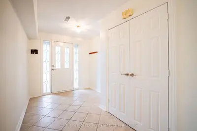 2039 Wakely Street, Oakville, On L6l 2k3