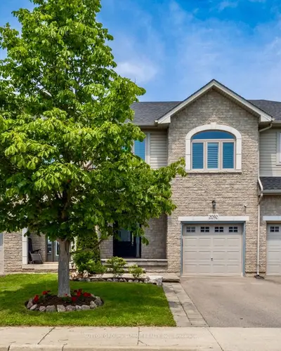 2092 English Crescent, Burlington, On L7l 7b3