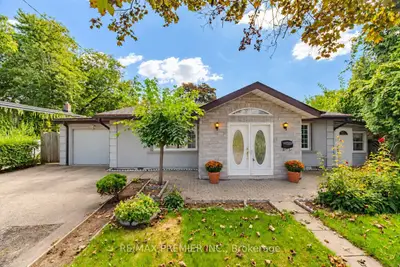 1474 South Service Road, Mississauga, On L5e 1v6