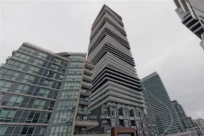 56 Annie Craig Drive 609, Toronto, On M8v 0c8