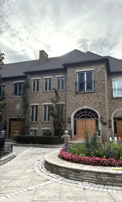 30 Village Centre Place, Mississauga, On L4z 1v9