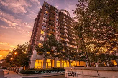 2391 Central Park Drive 807, Oakville, On L6h 0e4