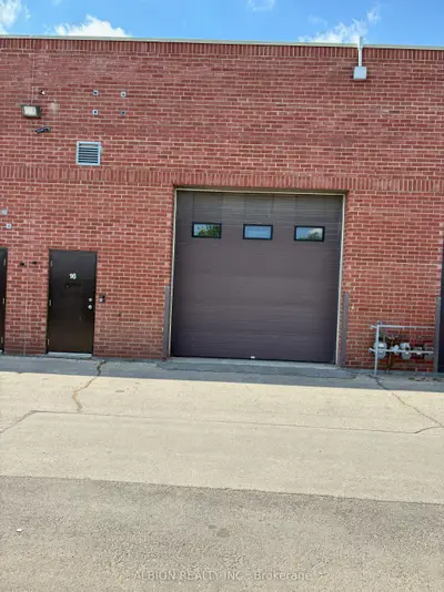 2001 Albion Road 16, Toronto, On M9w 6v6