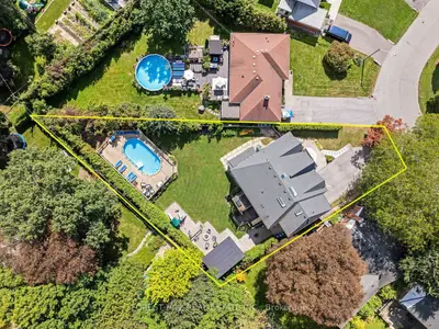 2041 Stewart Crescent, Mississauga, On L4y 1c4