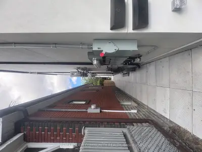 222 Belgravia Avenue Basement, Toronto, On M6e 2m8