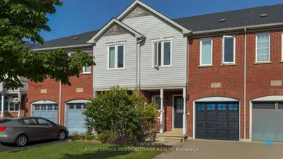 3561 Southwick Street, Mississauga, On L5m 7c4