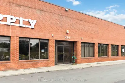 234 Wilkinson Road A, Brampton, On L6t 4n7