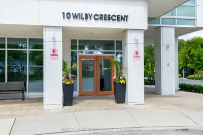 10 Wilby Crescent 807, Toronto, On M9n 0b6